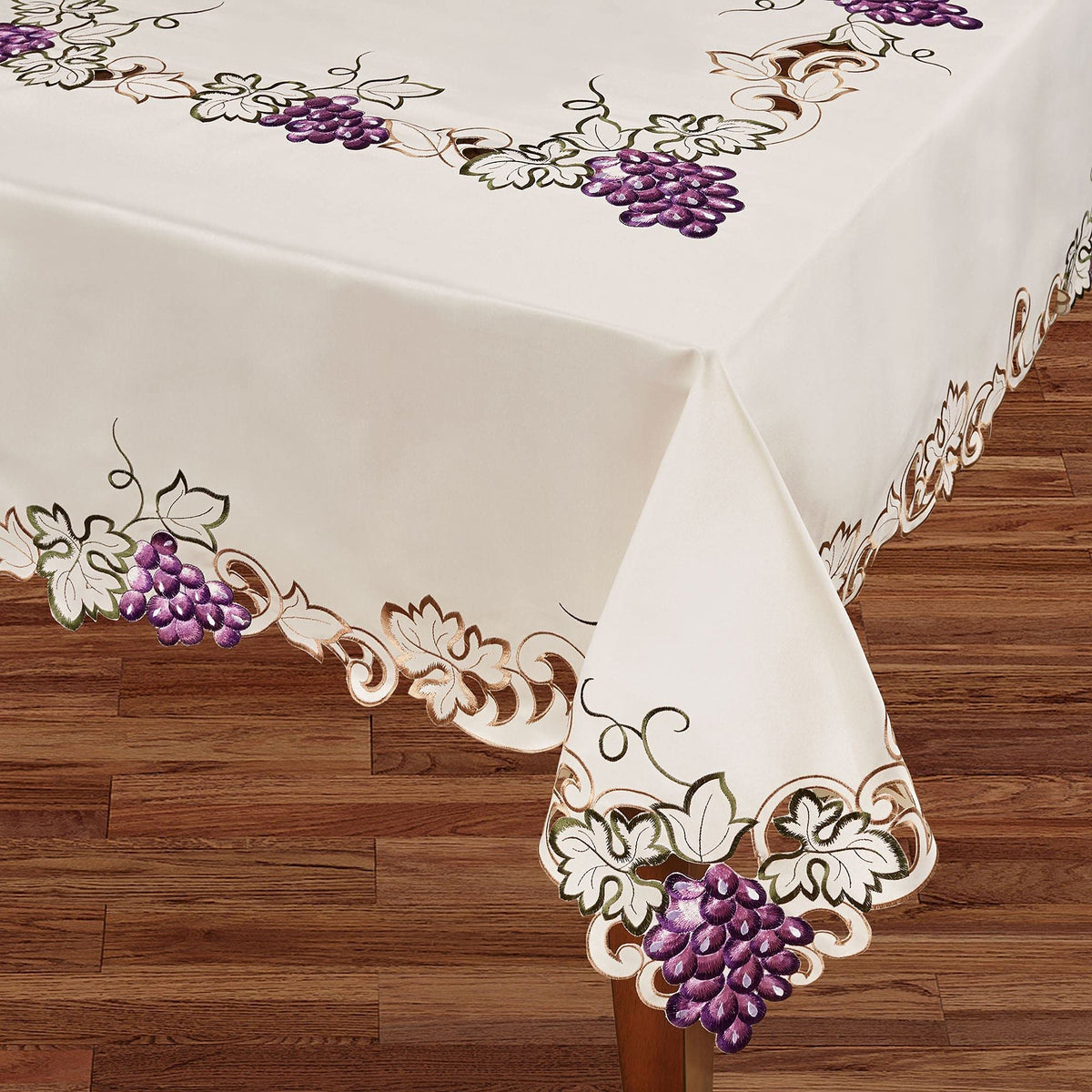 Touch of Class Cabernet Oblong Tablecloth Light Cream Light Cream 70 x 104 Inches Oblong