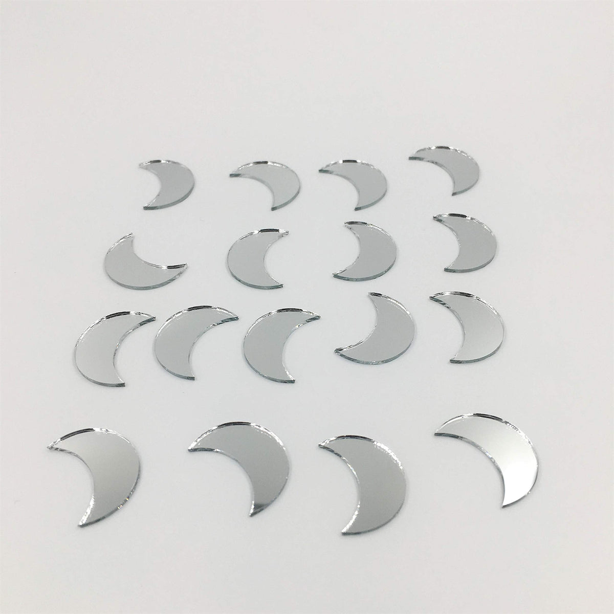 NUO RUI 3/4'' Semi Sphere Half Moon Shaped Mirror Mosaic Tiles Craft Mirrors Bulk 100 Pieces for Craft Projects and Sheesha Embroidery