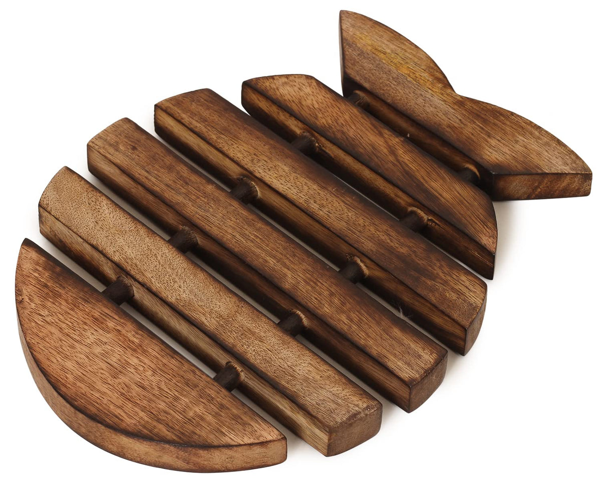 eTroves Wooden Trivet for Hot Dishes Pots and Pans Nonslip Wood Fish Shape Heat Resistant Tea Pot Holder | Farmhouse Kitchen Counter Top Decor, 10 Inch, Brown