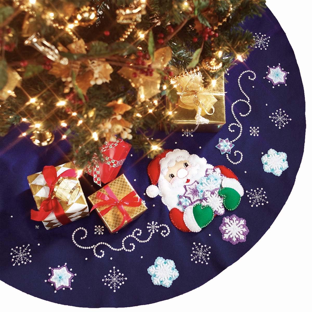 Design Works Crafts Snowflake Santa Felt Tree Skirt Kit