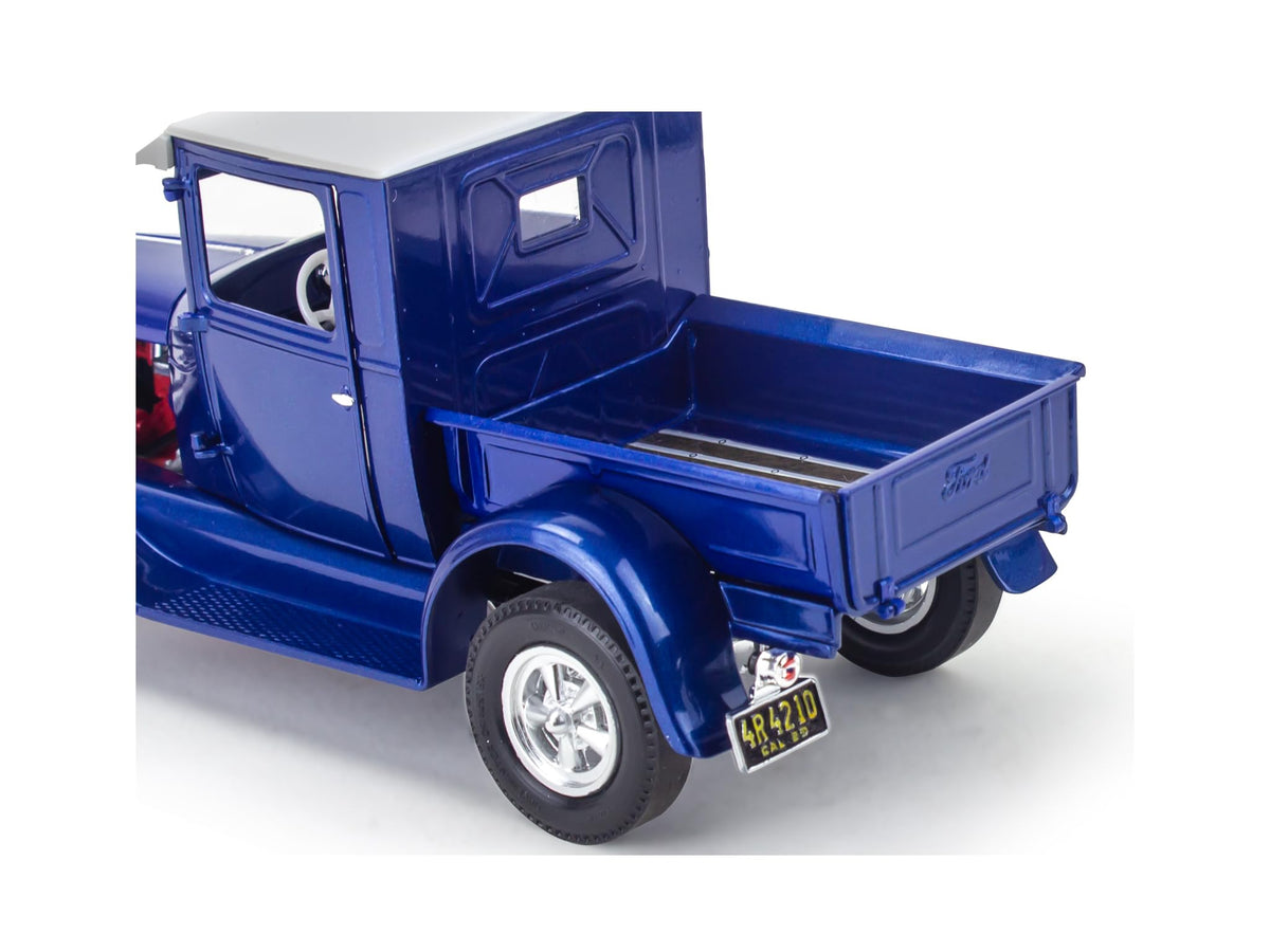 Revell 14565 1929 Ford Model A Hot Rod Pickup with California Street Chopper 1:25 Scale 205-Piece Skill Level 5 Model Building Kit