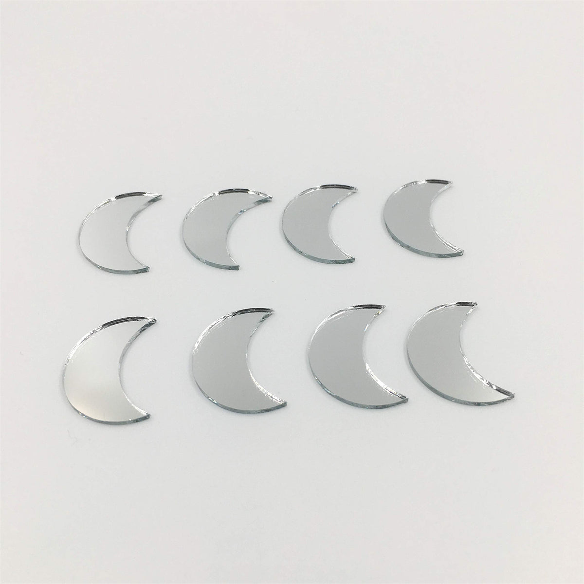 NUO RUI 3/4'' Semi Sphere Half Moon Shaped Mirror Mosaic Tiles Craft Mirrors Bulk 100 Pieces for Craft Projects and Sheesha Embroidery