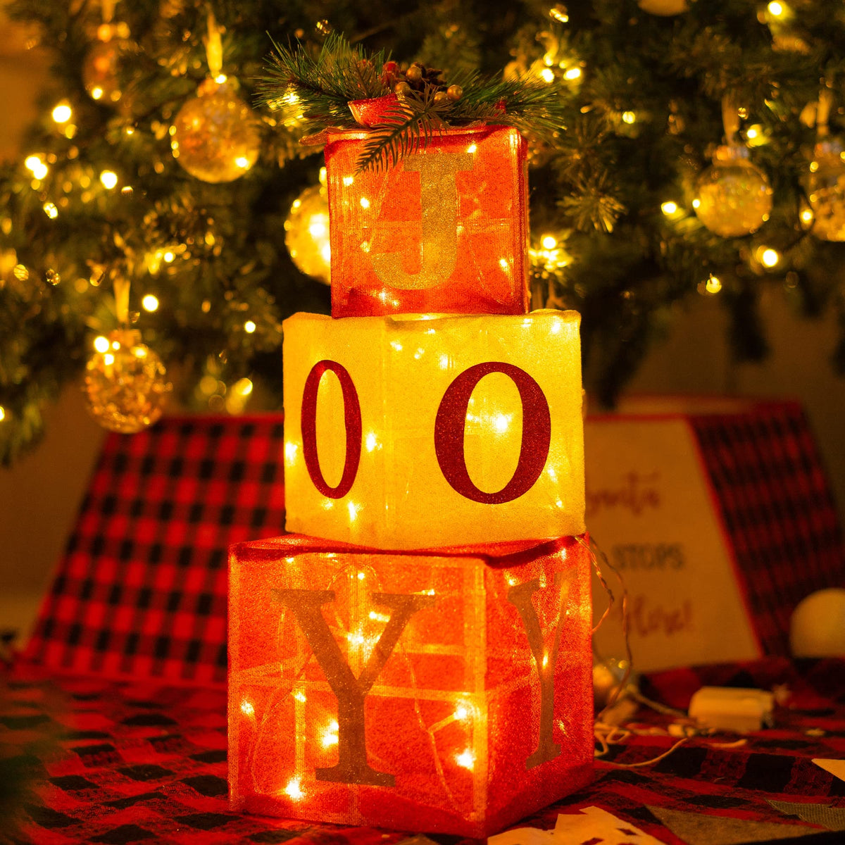 Hourleey Set of 3 Christmas Lighted Gift Boxes, Pre-lit 60 LED Light Up Joy Present Boxes Ornament Decorations for Indoor Outdoor Xmas Tree Home Yard Lawn Decor