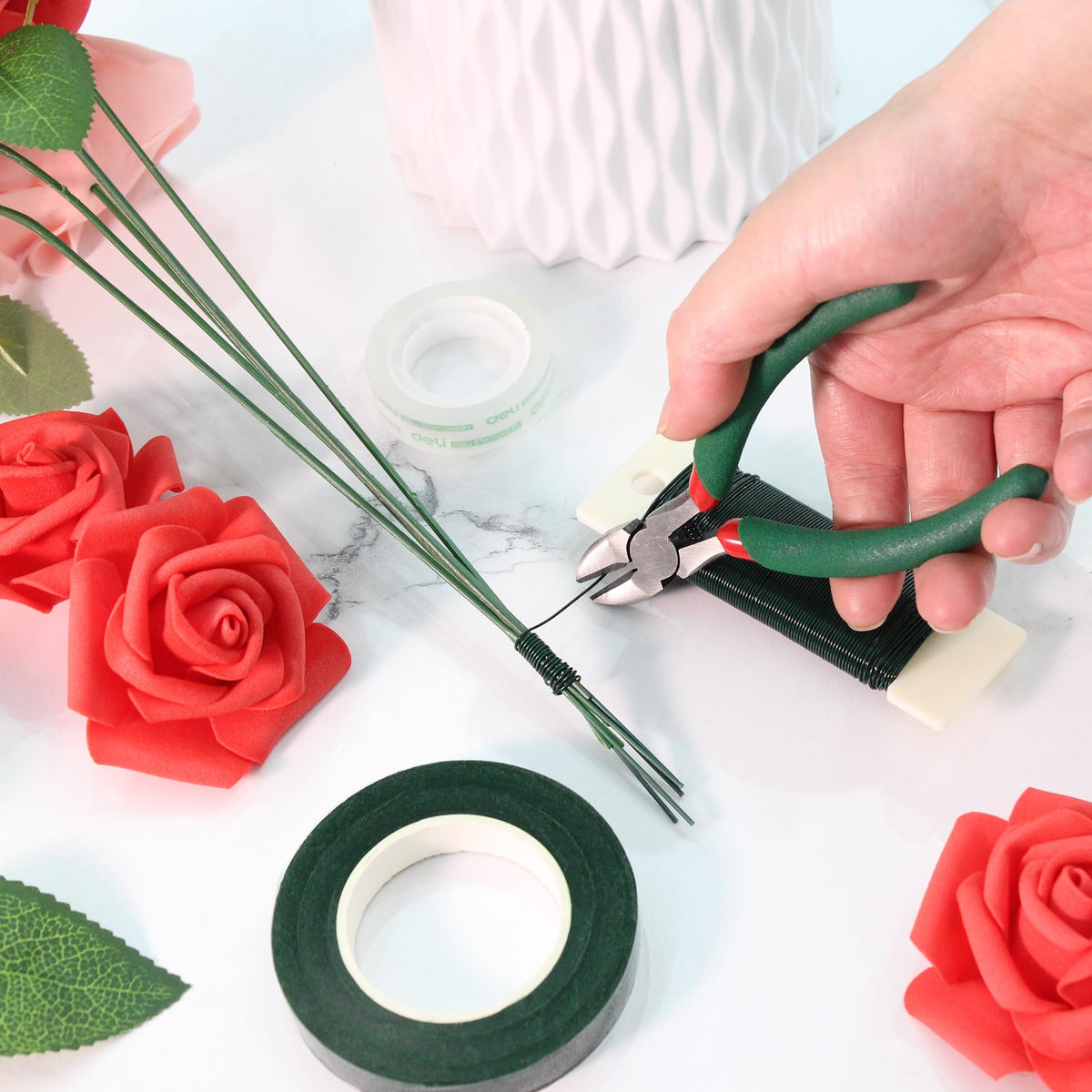 Vignor Floral Arrangement Kit with Green Flower Tape, Metal Wire, Ribbon, Flores Cutter, Scissor, Glove, Boutonniere Pin for Stem Wrap Florist Supplies Bouquet Accessories DIY Craft (10-in-1 Set)