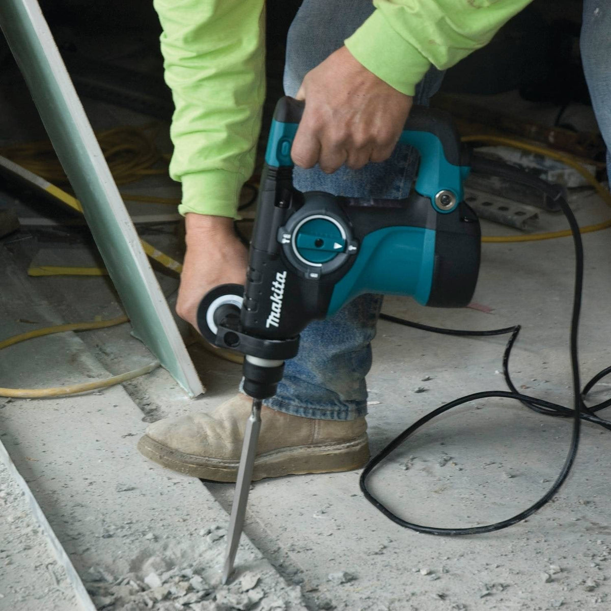Makita HR2811FX 1-1/8'' Rotary Hammer, accepts SDS-PLUS bits and 4-1/2" Angle Grinder
