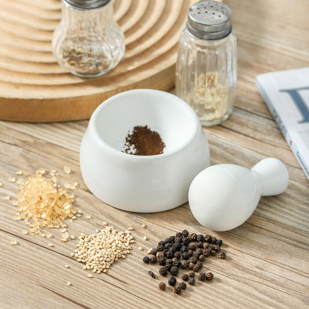 Howise Mortar and Pestle Set, Pill Grinding Bowl,Pill Crusher and Spice Stone Grinder, 2.5 Inch, 1/2 Cup, Grinding is Efficient and Labor-Saving