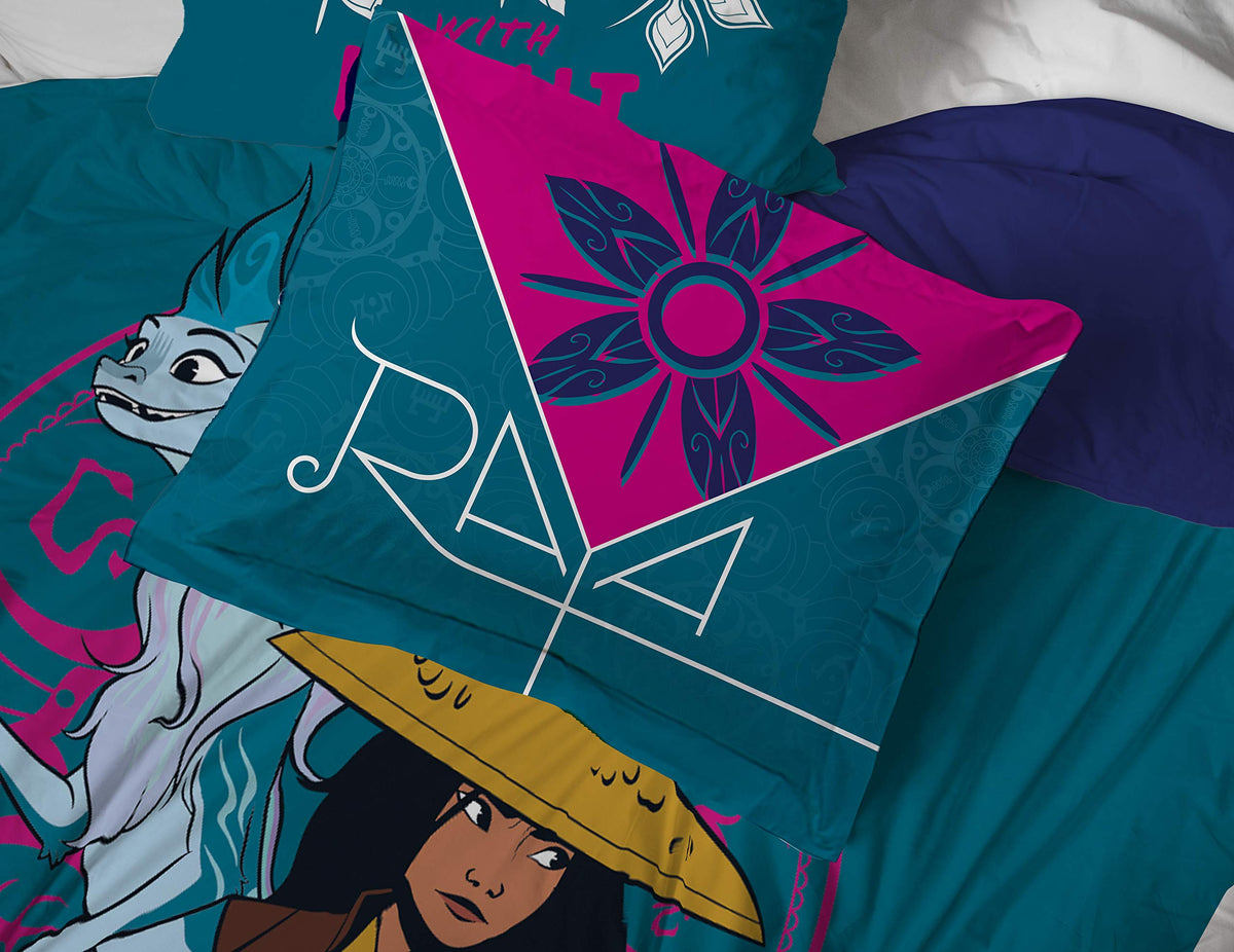 Jay Franco Disney Raya & The Last Dragon Eternals 7 Piece Queen Bed Set - Includes Reversible Comforter & Sheet Set, Bedding - Super Soft Fade Resistant Microfiber