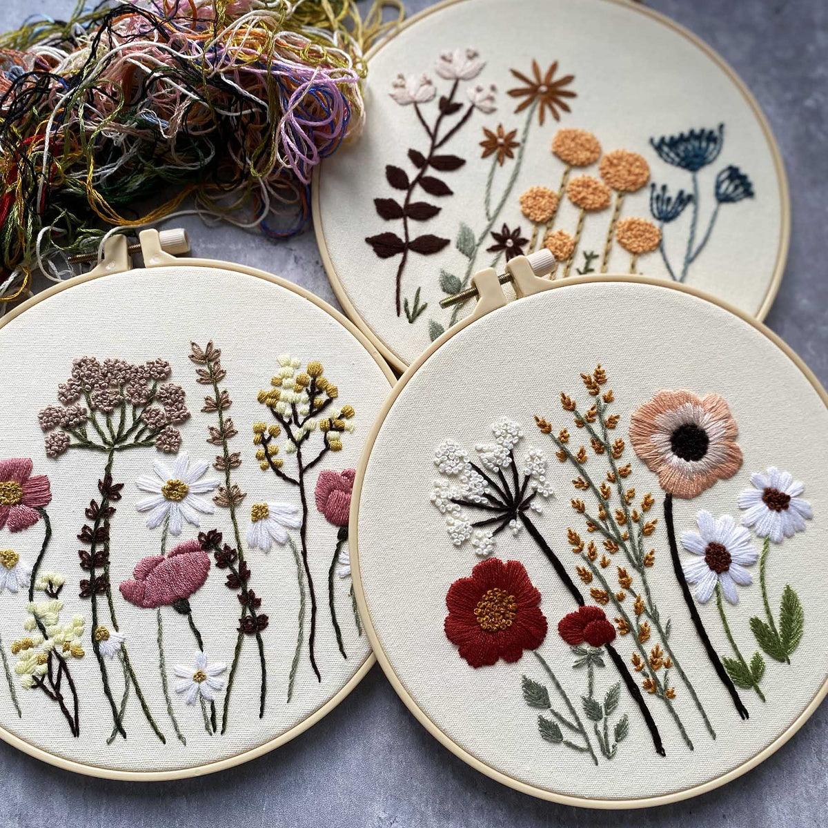 Harimau 3 Pack Embroidery Kit for Beginners , Floral Plant Pattern,Cross Stitch Kits Set , Including Stamped Embroidery Cloth with 3 Embroidery Hoops, Color Threads and Tools (Flower)