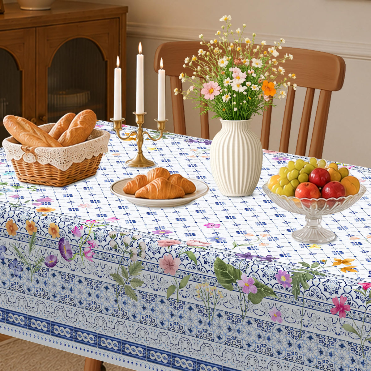 Viyeneyo Rectangle Tablecloth 60x102 Inch, French Toile Floral Table Cloth