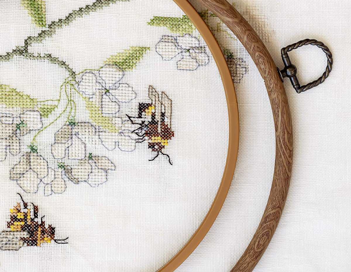 Celley Embroidery Hoops, Oval Wood-Look, 3 Pcs (Wood-Look, 7.3 X 5.8 Inches)